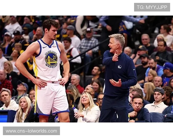 勇士三分命中率下滑，空间问题制约进攻